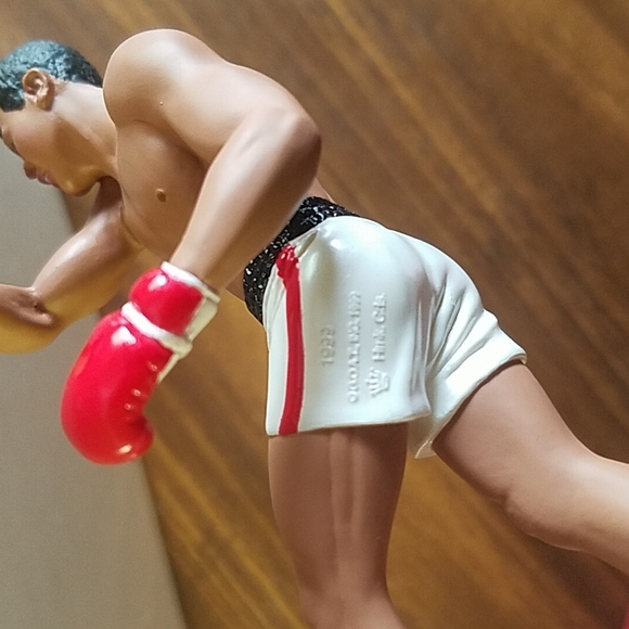 Vintage 1999 Muhammad Ali Keepsake Ornament - Picture 2 of 3
